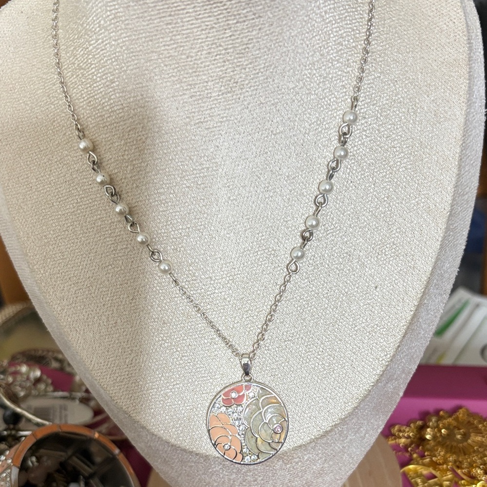 Elegant Silver and Orange Pendant Necklace
